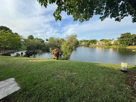 6653 SW 140th Avenue Miami FL 33183