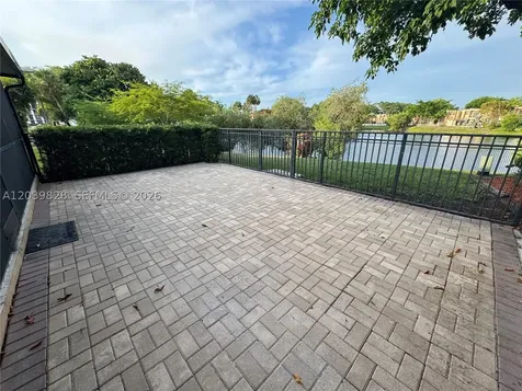 6653 SW 140th Avenue Miami FL 33183