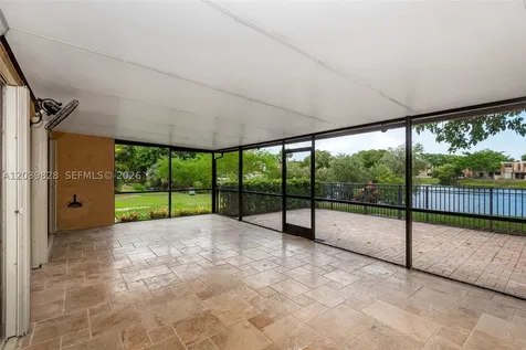6653 SW 140th Avenue Miami FL 33183