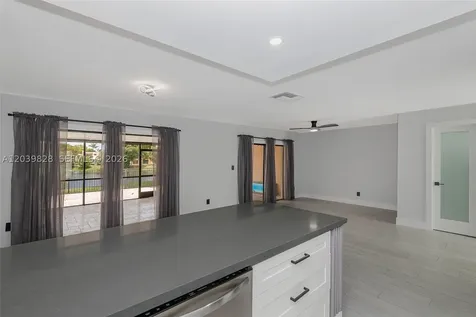 6653 SW 140th Avenue Miami FL 33183