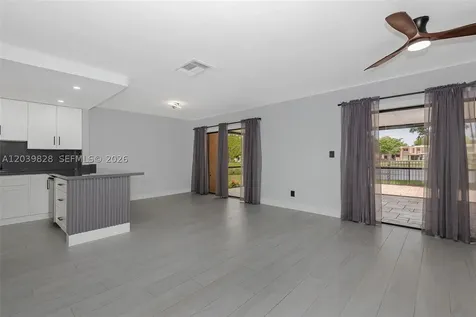 6653 SW 140th Avenue Miami FL 33183