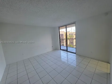 8635 NW 8th Street Miami FL 33126