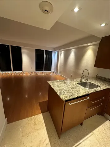 Bal Harbour FL 33180