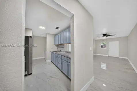 3856 NW 207 St Road Miami Gardens FL 33055