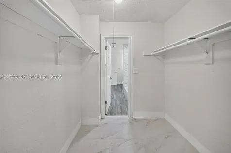 3856 NW 207 St Road Miami Gardens FL 33055