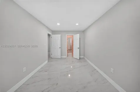3856 NW 207 St Road Miami Gardens FL 33055