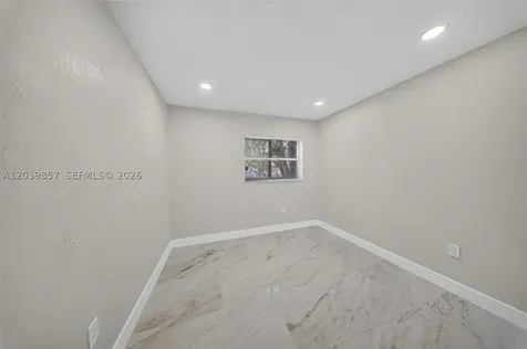 3856 NW 207 St Road Miami Gardens FL 33055