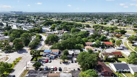 3856 NW 207 St Road Miami Gardens FL 33055