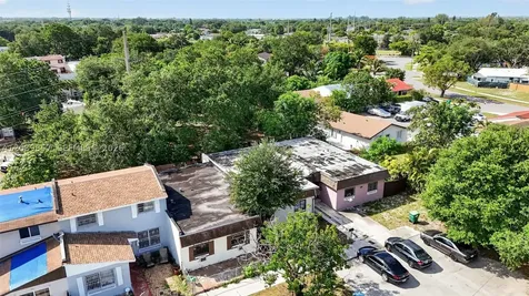 3856 NW 207 St Road Miami Gardens FL 33055