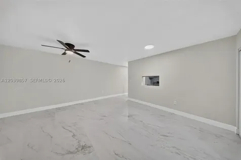 3856 NW 207 St Road Miami Gardens FL 33055
