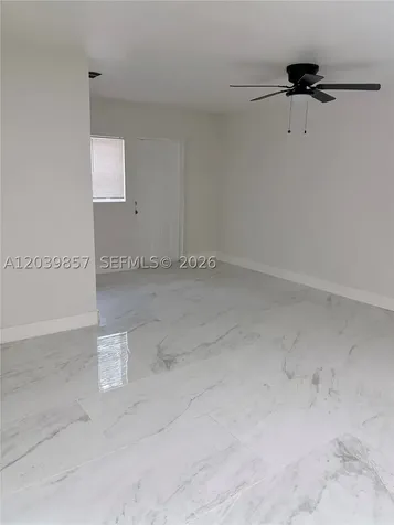 3856 NW 207 St Road Miami Gardens FL 33055
