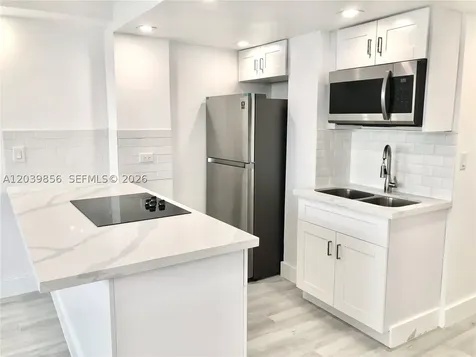 905 Brickell Bay Drive Miami FL 33131