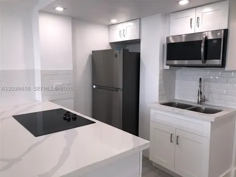 905 Brickell Bay Drive Miami FL 33131