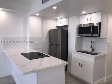 905 Brickell Bay Drive Miami FL 33131