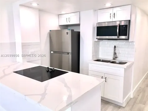 905 Brickell Bay Drive Miami FL 33131