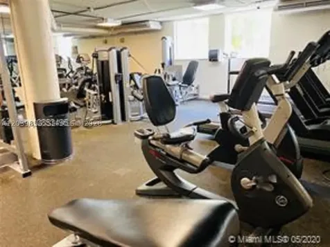 905 Brickell Bay Drive Miami FL 33131