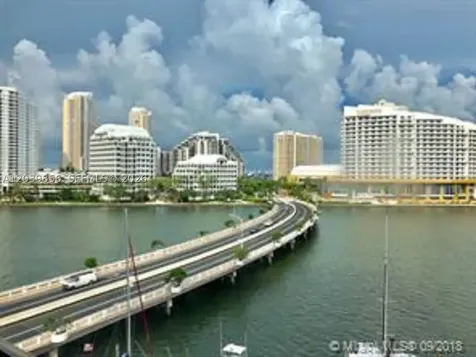 905 Brickell Bay Drive Miami FL 33131