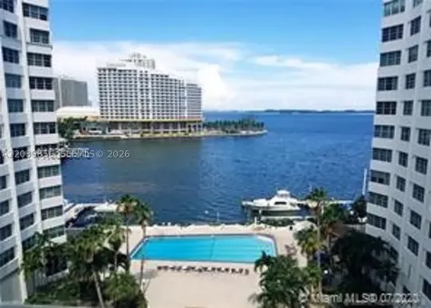 905 Brickell Bay Drive Miami FL 33131