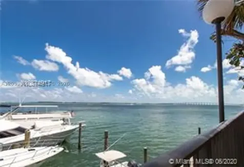 905 Brickell Bay Drive Miami FL 33131