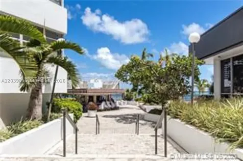 905 Brickell Bay Drive Miami FL 33131