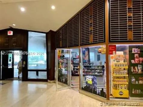 905 Brickell Bay Drive Miami FL 33131
