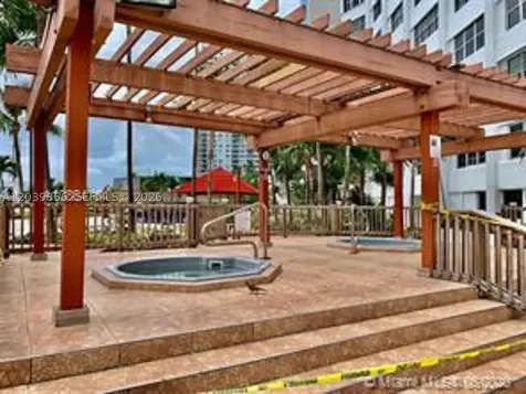 905 Brickell Bay Drive Miami FL 33131