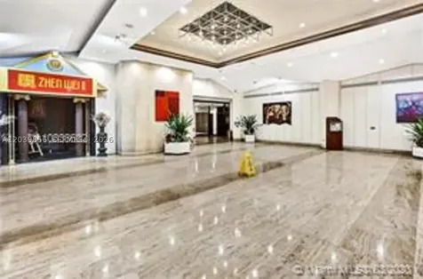 905 Brickell Bay Drive Miami FL 33131