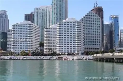 905 Brickell Bay Drive Miami FL 33131