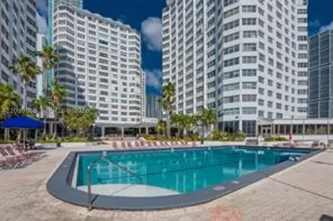 905 Brickell Bay Drive Miami FL 33131