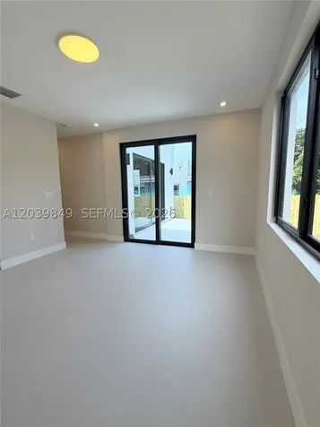 1860 NW 48th Street Miami FL 33142
