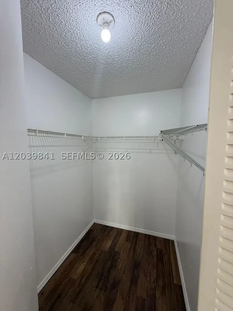 2550 SW 18th Terrace Fort Lauderdale FL 33315