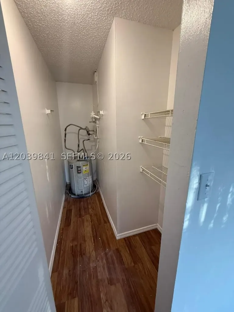 2550 SW 18th Terrace Fort Lauderdale FL 33315