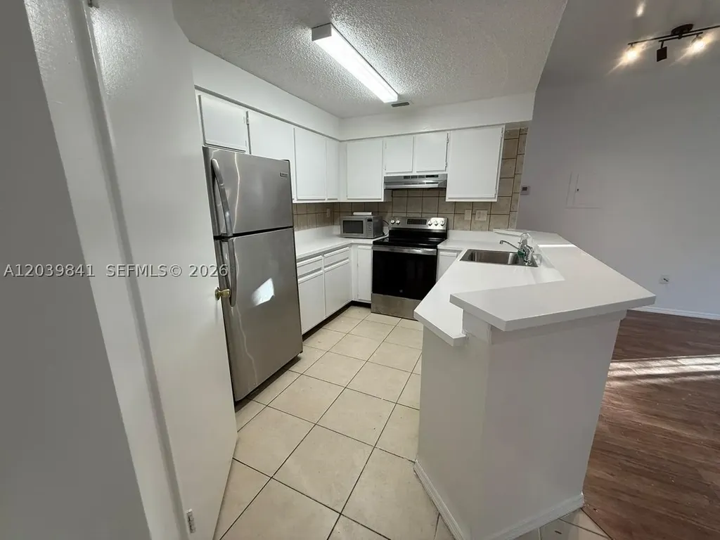2550 SW 18th Terrace Fort Lauderdale FL 33315