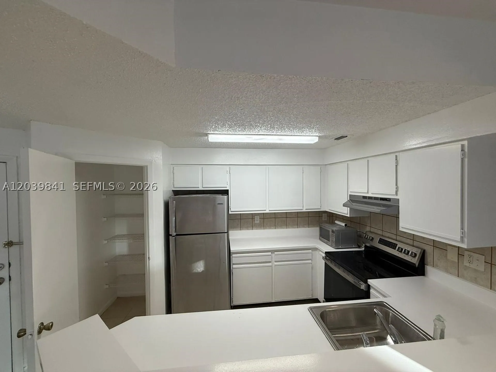 2550 SW 18th Terrace Fort Lauderdale FL 33315