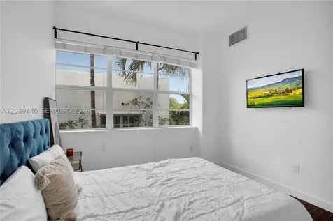 935 Euclid Avenue Miami Beach FL 33139