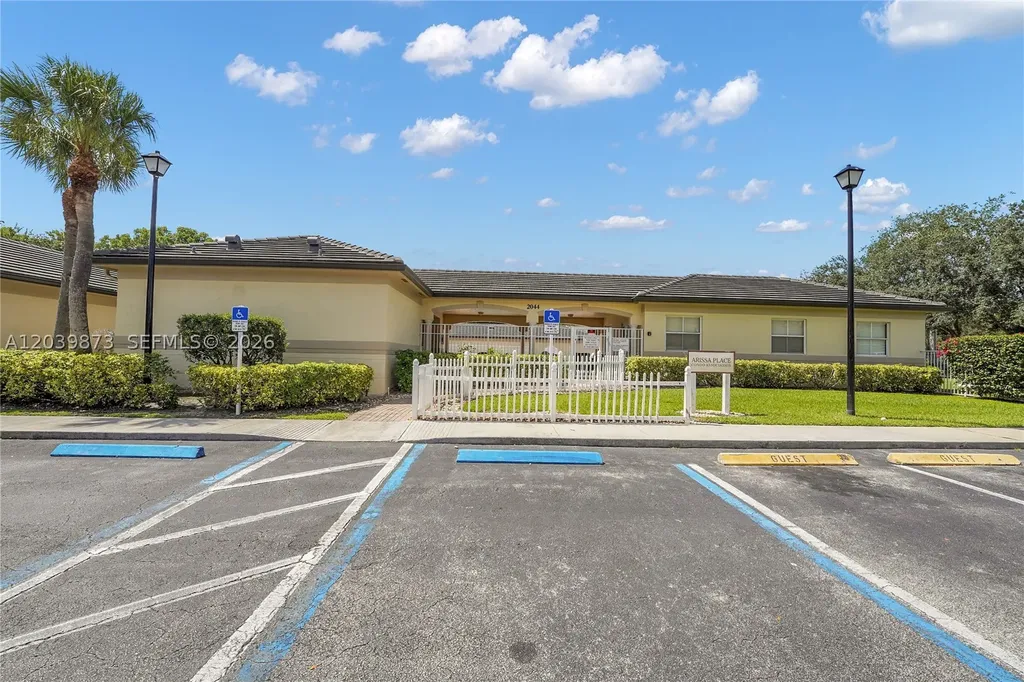 2020 Greenview Shores Boulevard Wellington FL 33414