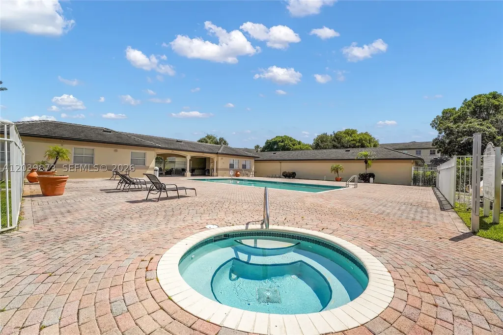 2020 Greenview Shores Boulevard Wellington FL 33414