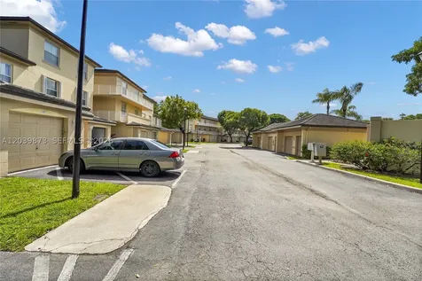 2020 Greenview Shores Boulevard Wellington FL 33414