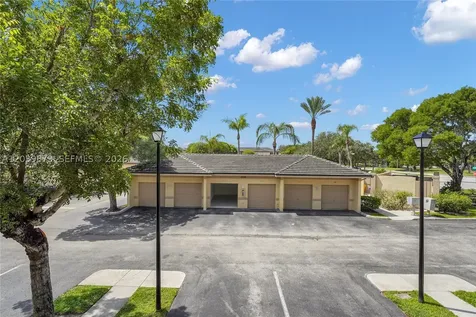 2020 Greenview Shores Boulevard Wellington FL 33414