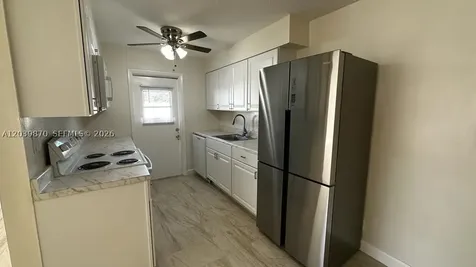 7480 SW 10th Street North Lauderdale FL 33068