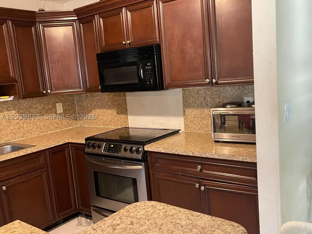 2230 NW 32nd Terrace Lauderdale Lakes FL 33311
