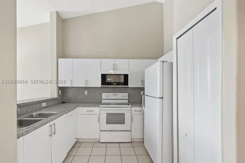 1692 SE 29th Court Homestead FL 33035
