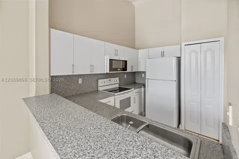 1692 SE 29th Court Homestead FL 33035