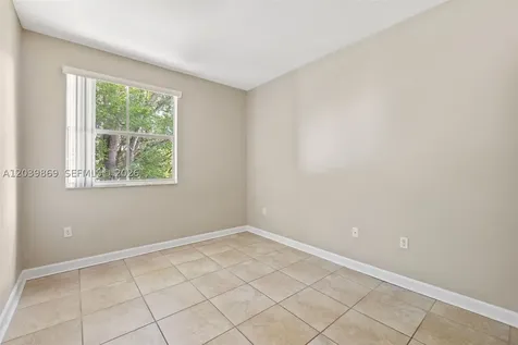1692 SE 29th Court Homestead FL 33035