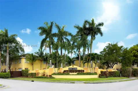 1692 SE 29th Court Homestead FL 33035
