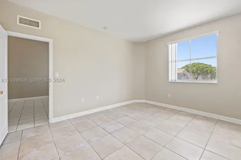 1692 SE 29th Court Homestead FL 33035