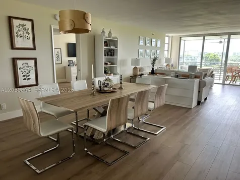 3520 Oaks Way Pompano Beach FL 33069