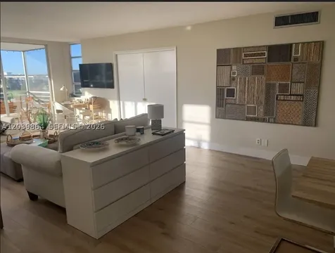 3520 Oaks Way Pompano Beach FL 33069