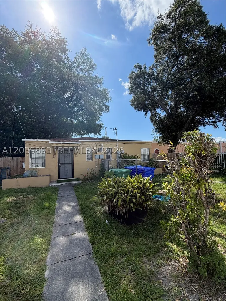5421 NW 1st Court Miami FL 33127