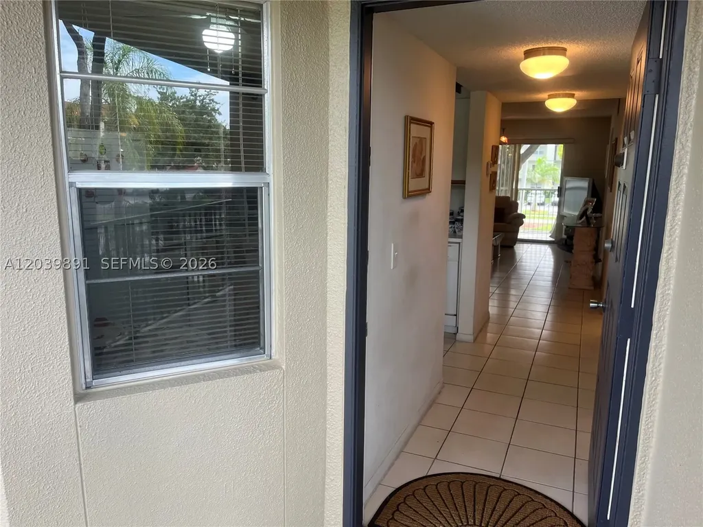 1100 SW 128th Terrace Pembroke Pines FL 33027